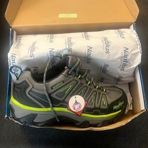 Nautilus safety footwear size 9
